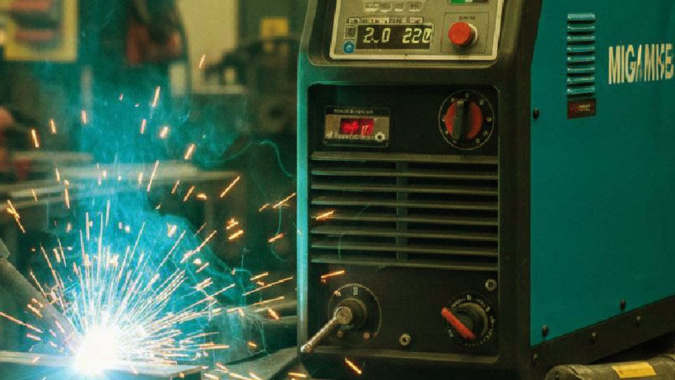 How to Set Voltage and Wire Speed on MIG Welder
